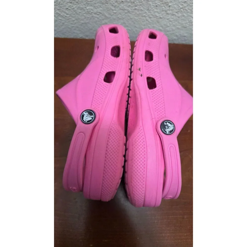 Crocs‎ Kids Pink Classic Clogs Slip-On Shoes Size J2 With Adjustable Strap